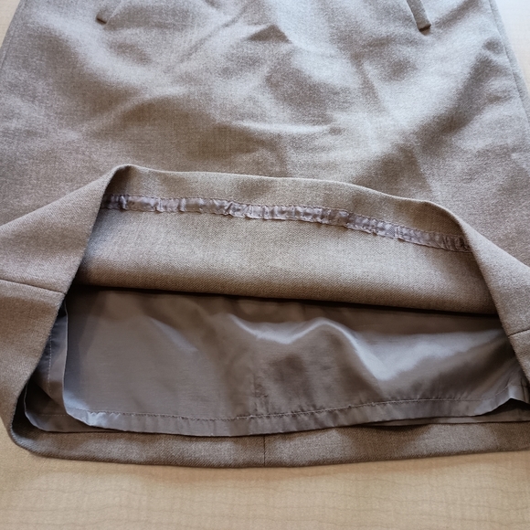 J Crew 100% Wool Brown Camel Color Pencil Skirt with Pockets Size 6 - Picture 9 of 12